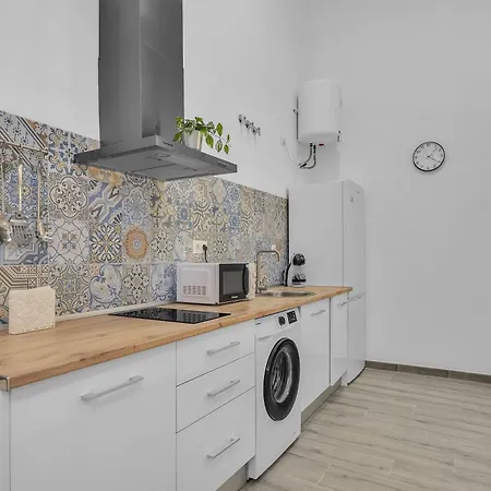Urban Comfort Nueva By Ele *