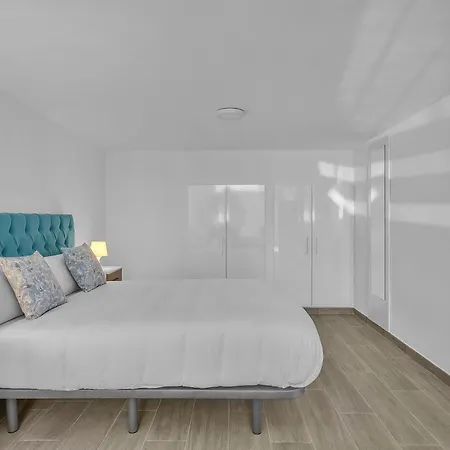 Urban Comfort Nueva By Ele Malaga